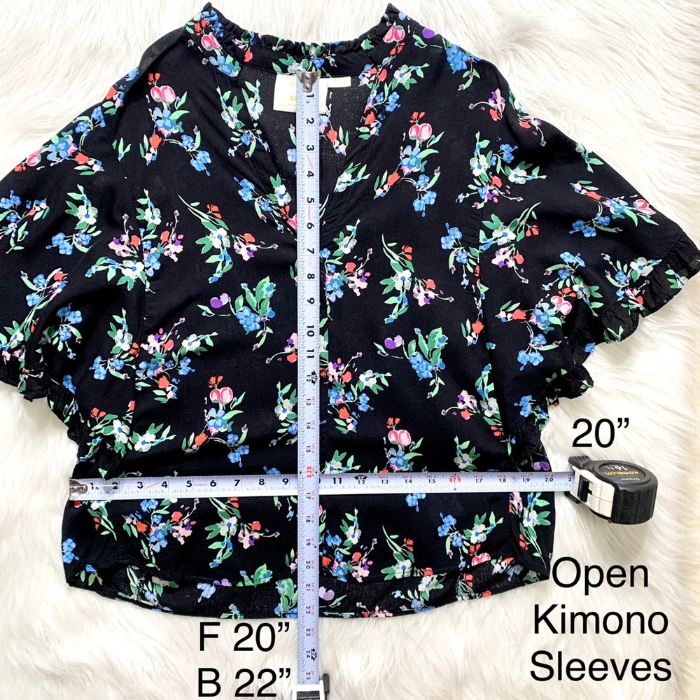 SOLD-Anthropologie Flutter Ruffled Floral Blouse - Picture 10 of 10